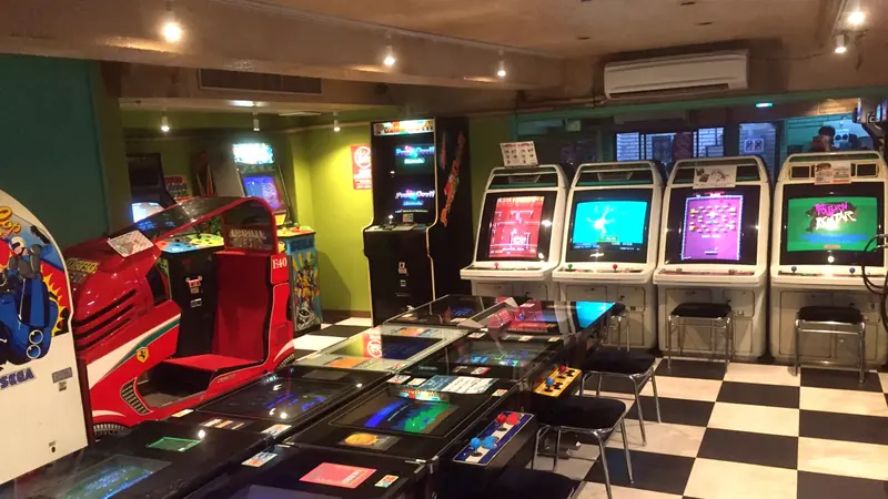 A Tokyo arcade